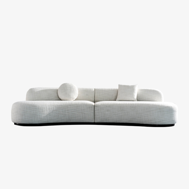 Modernes skandinavisches, weißes, gebogenes Polstersofa, Dreisitzer-Couch für das Wohnzimmer