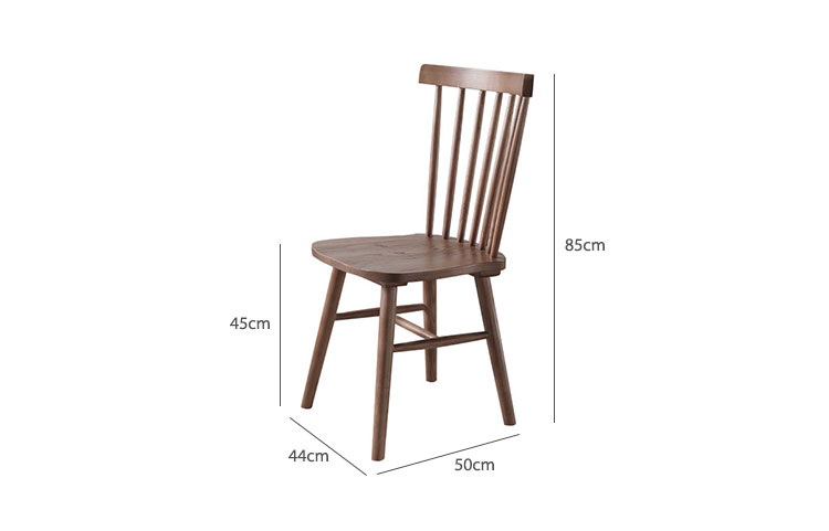 Esszimmerstuhl aus Walnussholz