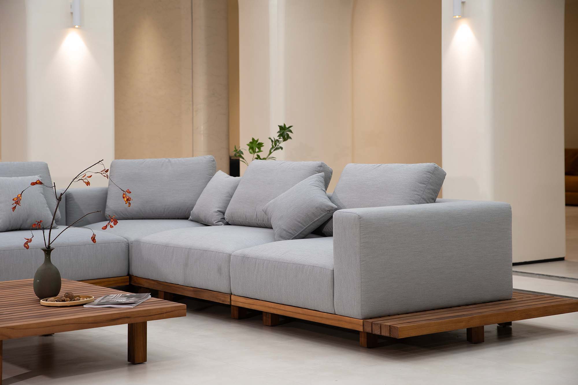 L-förmiges Sofa