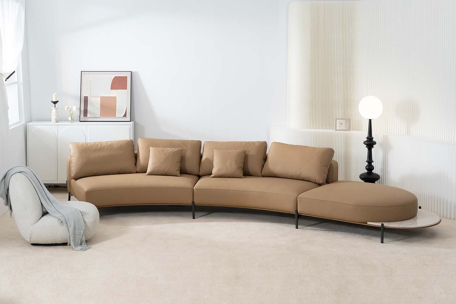 Luxus und Handwerkskunst treffen bei maßgefertigten Ledermöbeln auf Komfort