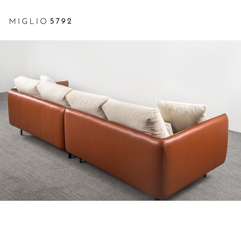 Elegantes, modisches, modernes Stoffsofa M002