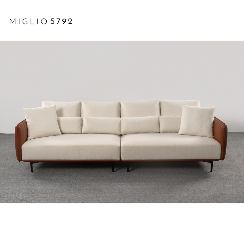 Elegantes, modisches, modernes Stoffsofa M002