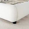 Minimalismus-weißes Ohrform-Kingsize-Bettgestell mit Kopfteil