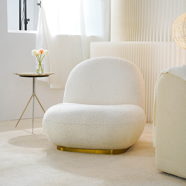 Pacha Cloud Lounge Chair mit weichem Kissen